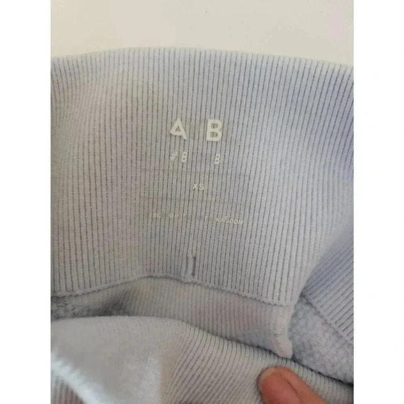 AYBL leggings size XS with contouring, seamless - Picture 4 of 7